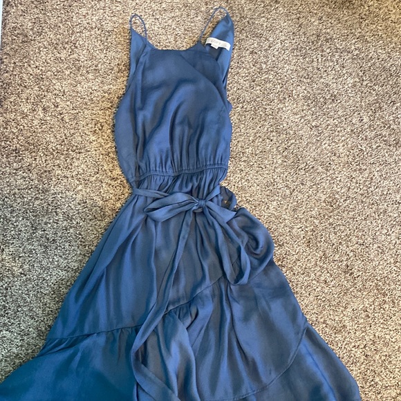 Loft Dress - Picture 1 of 2